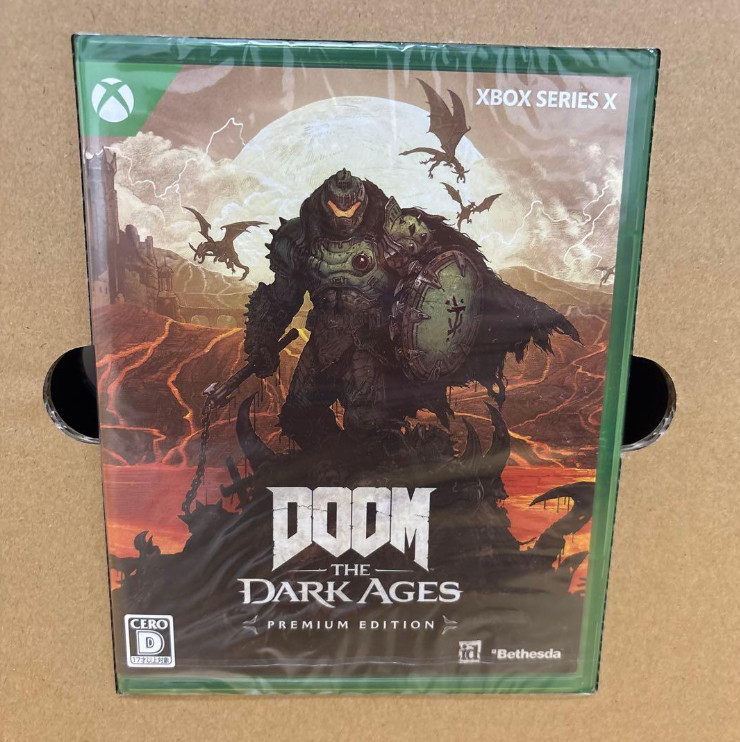 DOOM The Dark Ages Collector’s Bundle Xbox Series X 12″ Doom Slayer Statue Japan