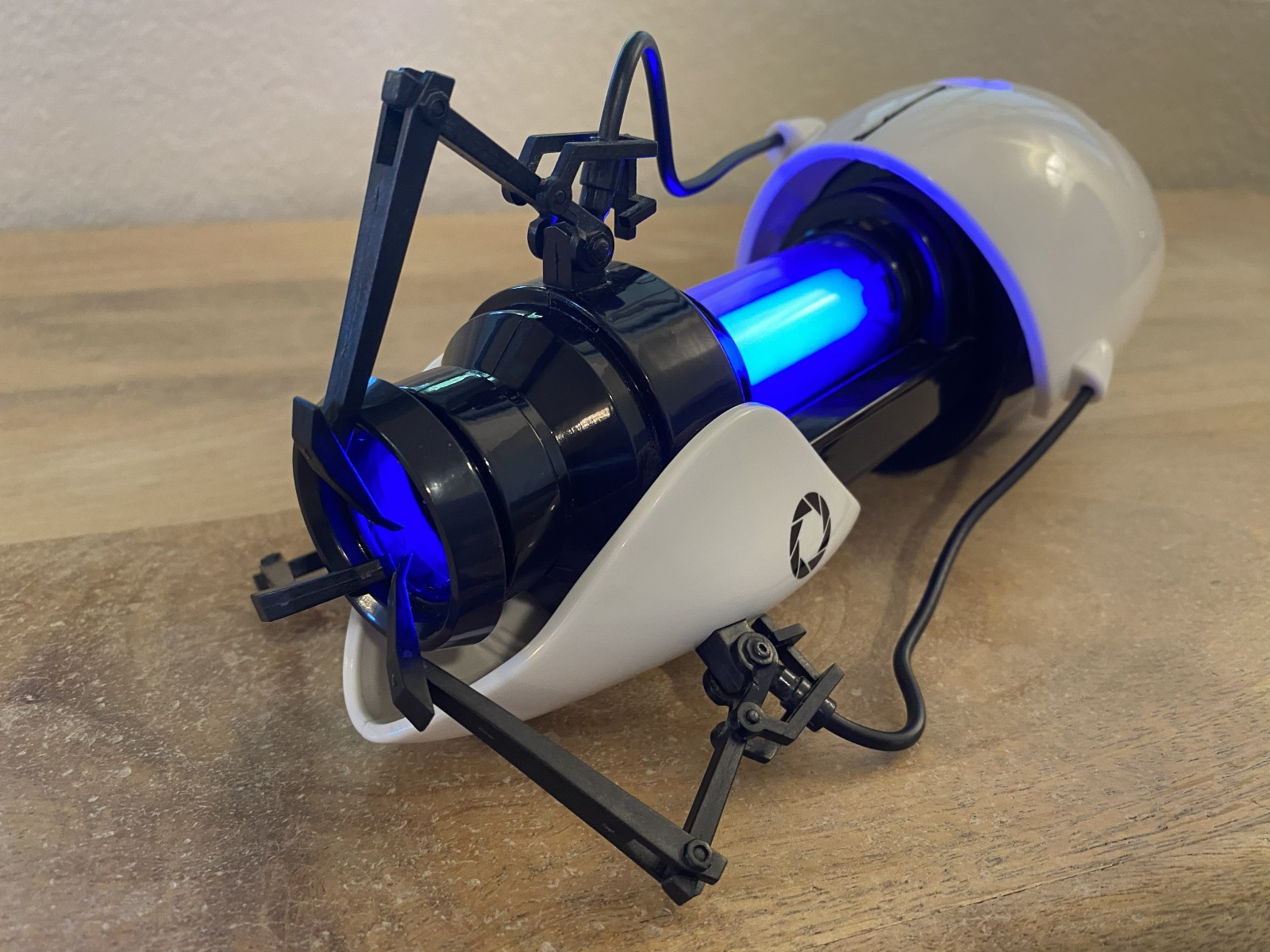 ThinkGeek Valve Portal 2 Aperture Laboratories Handheld Portal Device