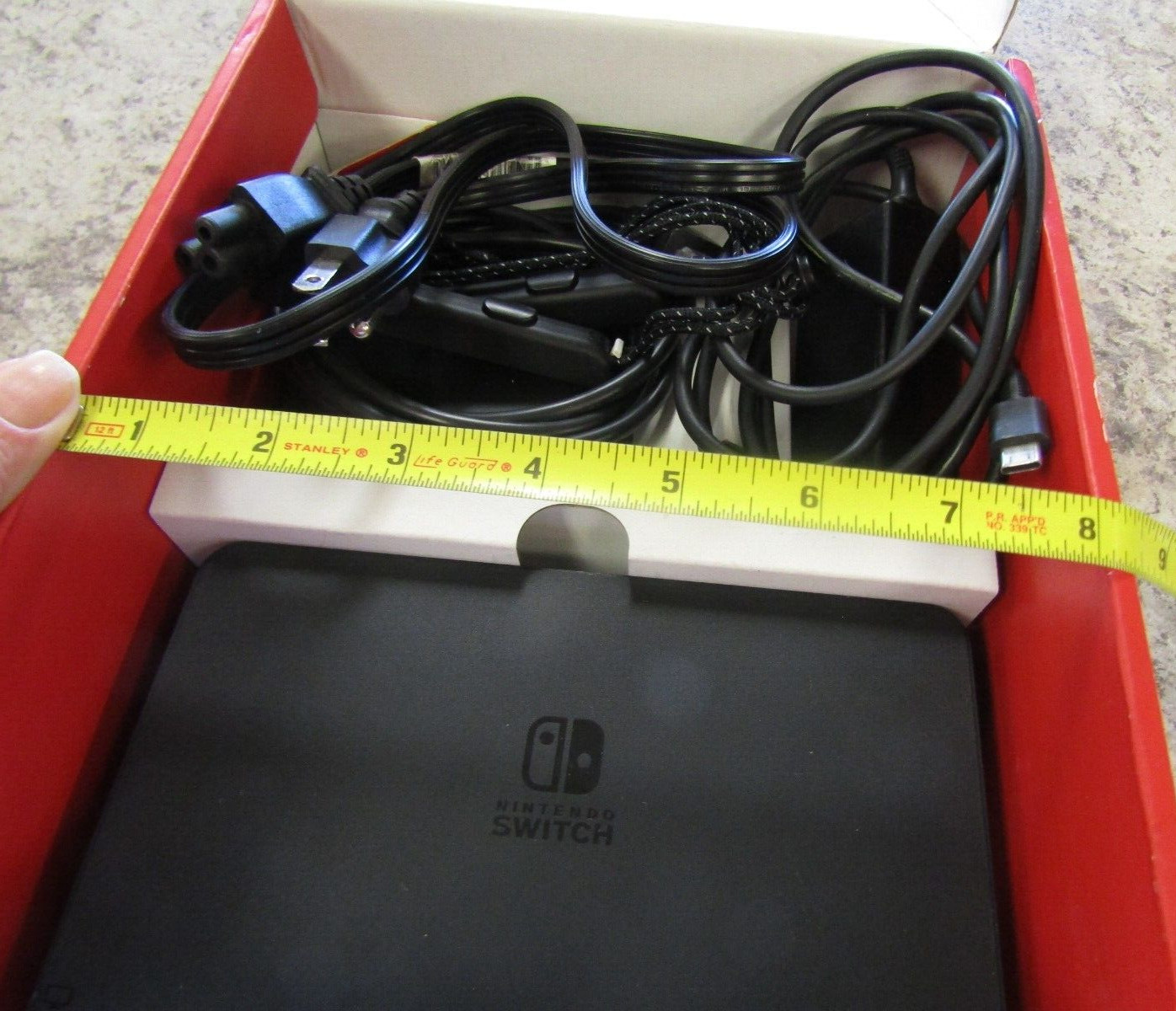 Nintendo Switch OLED HEG-001 Console W/Neon Red & Neon Blue Joy-Cons in box