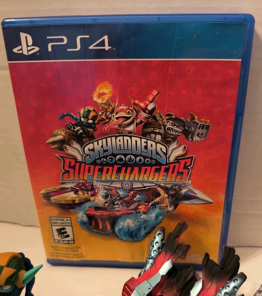 Skylanders Superchargers PS4 Starter Pack Game Stealth Elf Hot Streak Spitfire