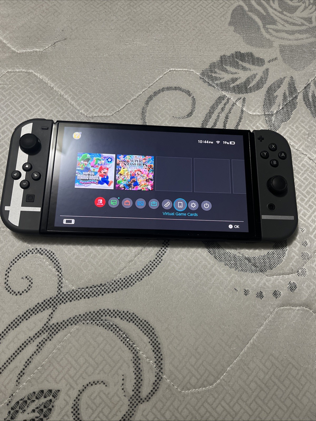 Used Nintendo Switch OLED