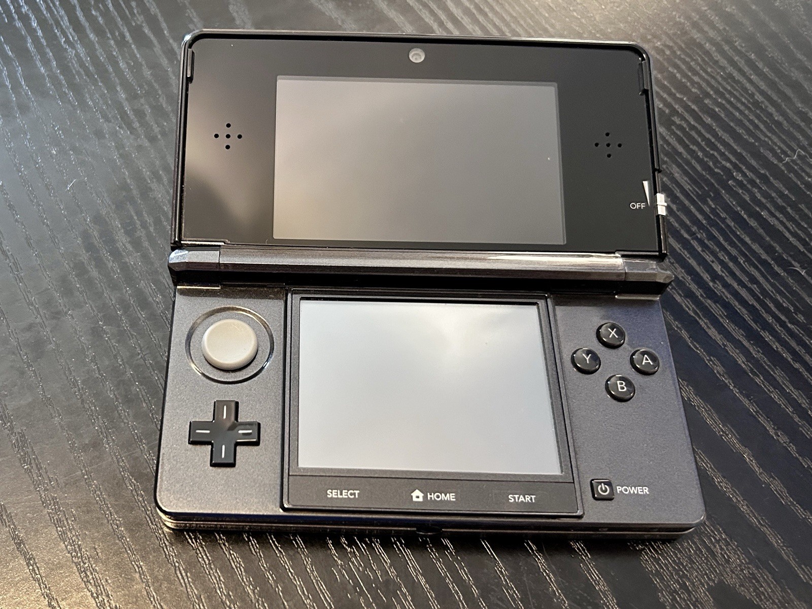 Nintendo 3DS 2G Handheld System – Cosmo Black
