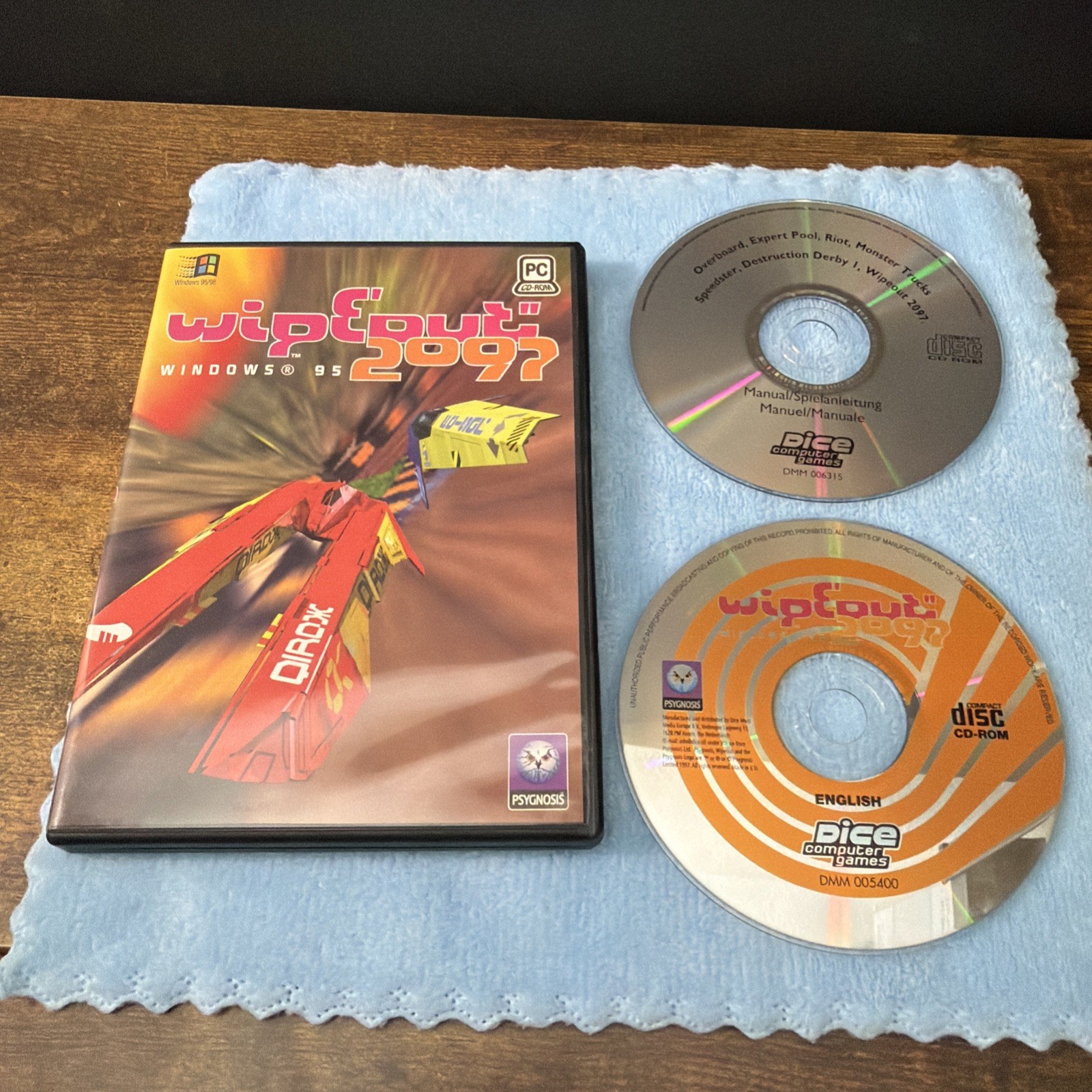 Wipeout 2097 for Windows 95 / 98 (PC, 1997) English Game Disc & Manual on CD