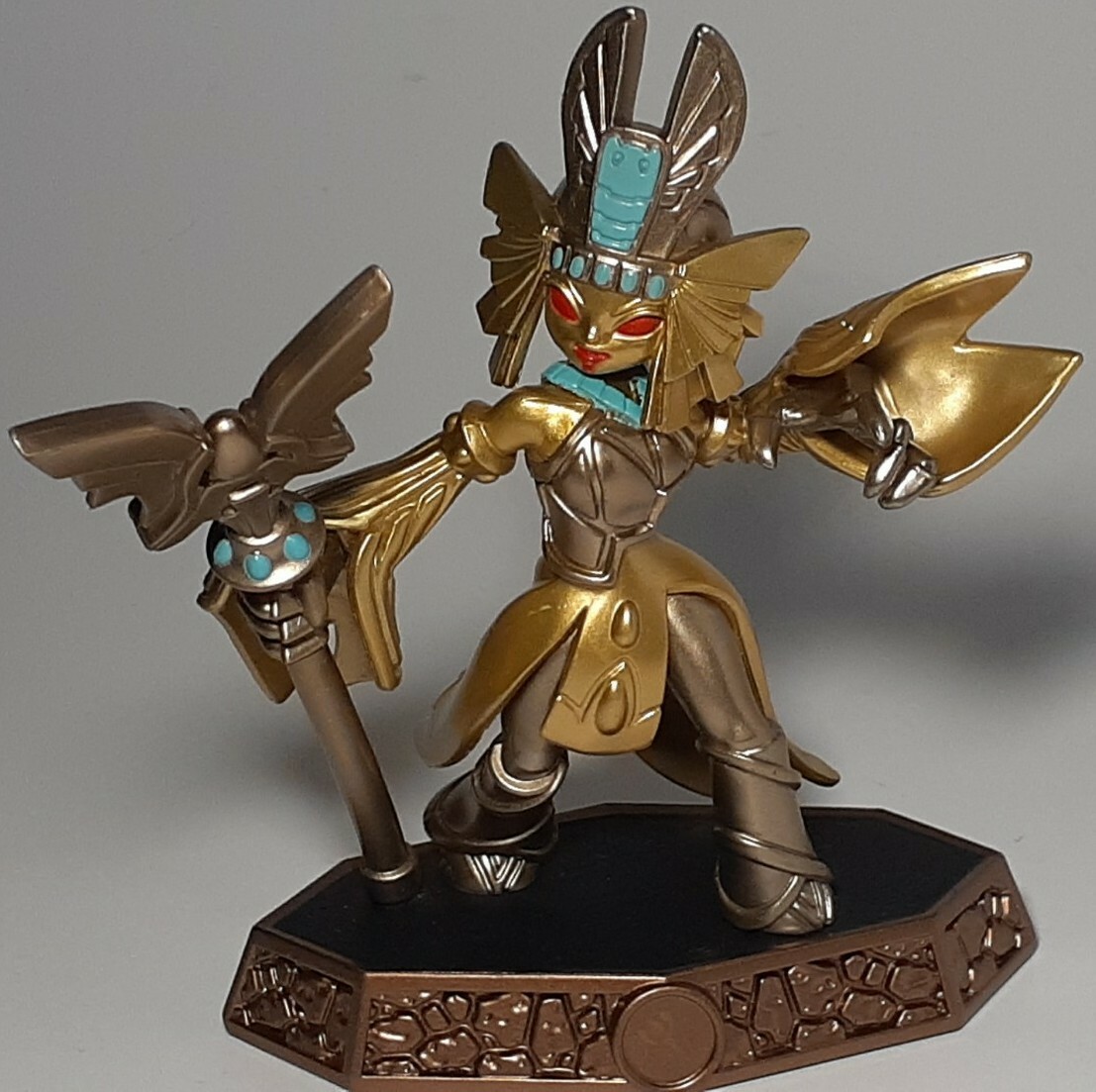 SKYKANDERS Golden Queen & Sea Trophy Figures