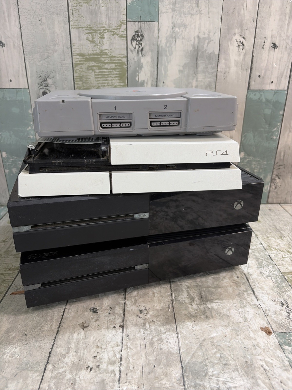 Assorted Video Game Console Lot – PS4 /PS1 /XBOX