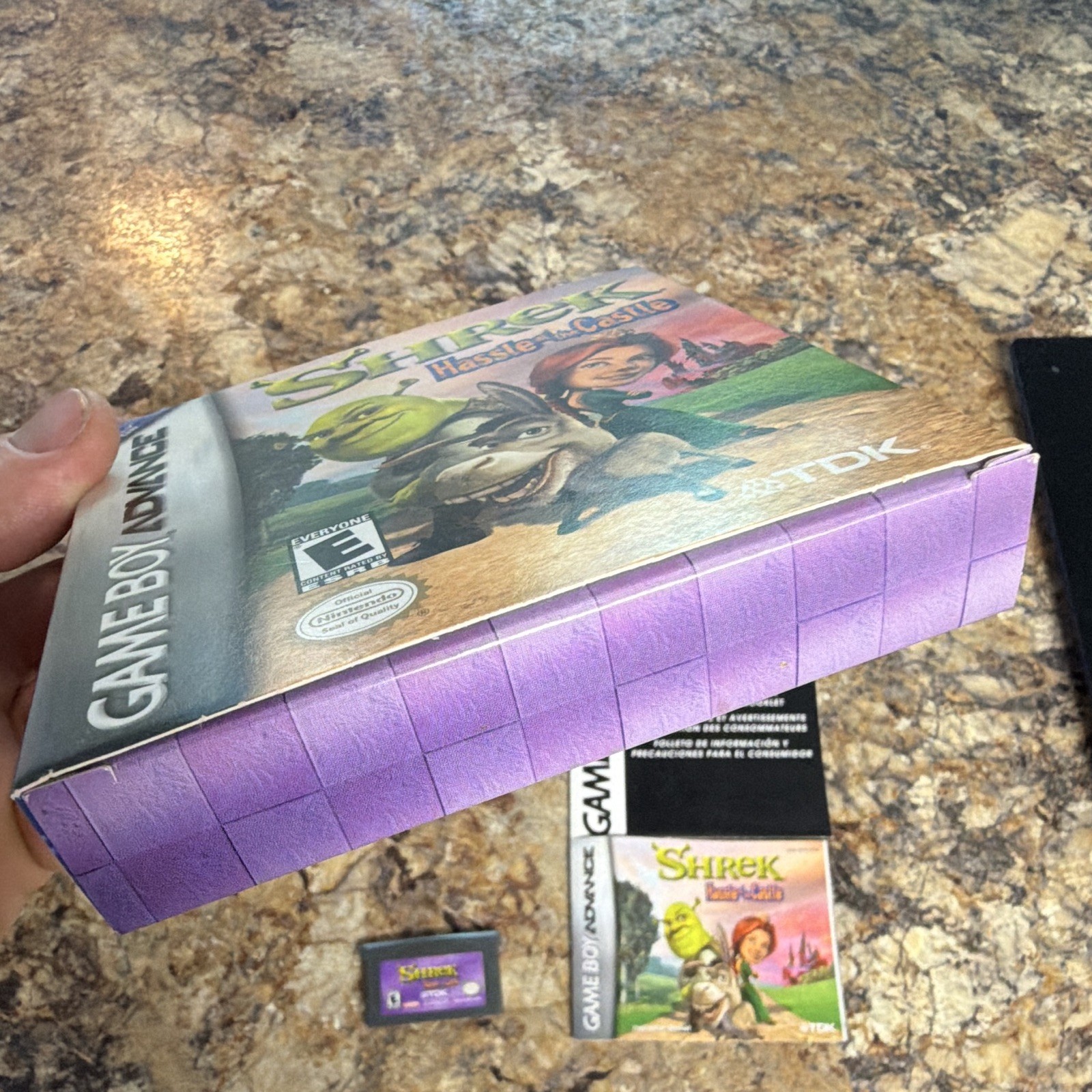 TDK Shrek: Hassle at the Castle (GBA) Manual Included NTSC-U/C E 2002