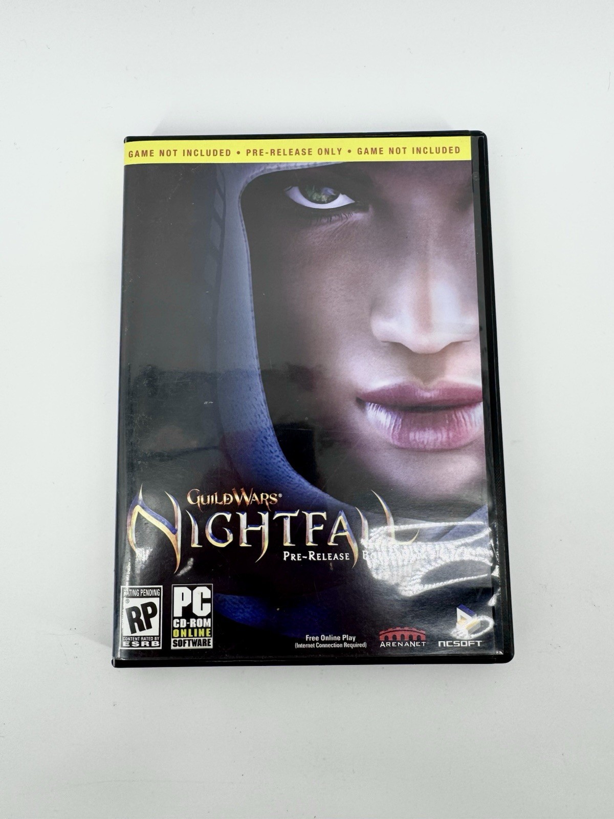 Guild Wars: Nightfall Pre-Release Bonus (PC, NCsoft) w/ Manual & Access Key