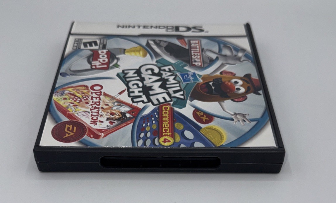 Hasbro Family Game Night (Nintendo DS, 2009) Case, Manual, Inserts Only No Game