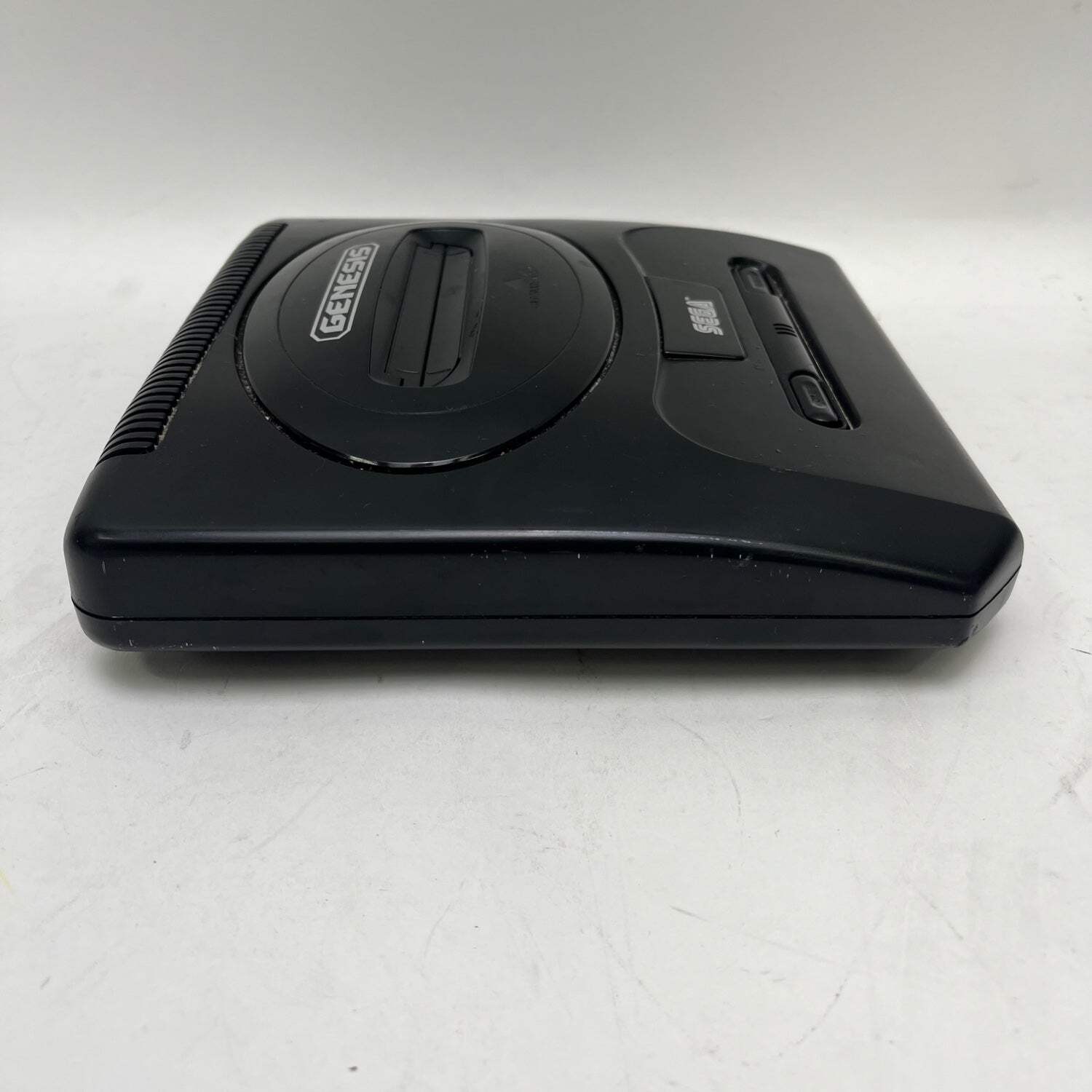 Broken Sega Genesis Console Gaming System Only MK-1631 No Video