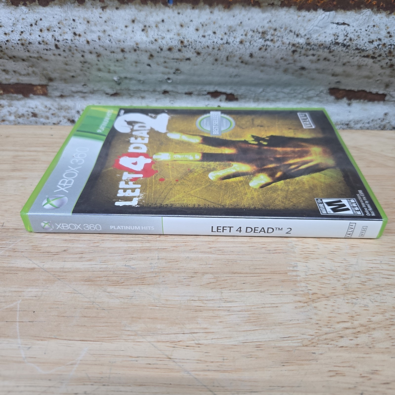 Left 4 Dead 2 (Microsoft Xbox 360, 2011) CIB Complete In Box