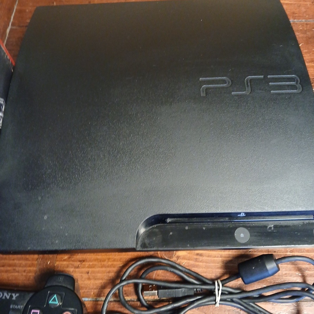 Sony Playstation 3 With 7 Games Wireless Controller 256 GB Adult Owned EUC
