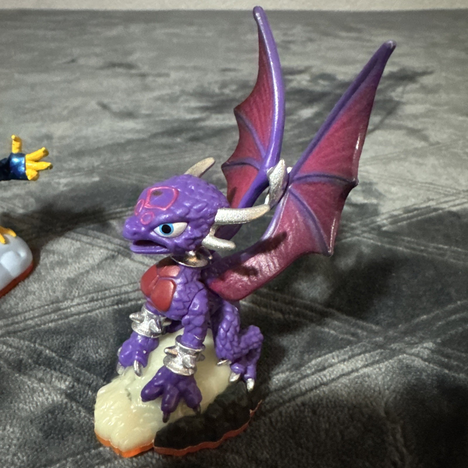 Skylanders Superchargers Sea Trophy, Giants Cynder, Giants – Jet Vac, +2 Others