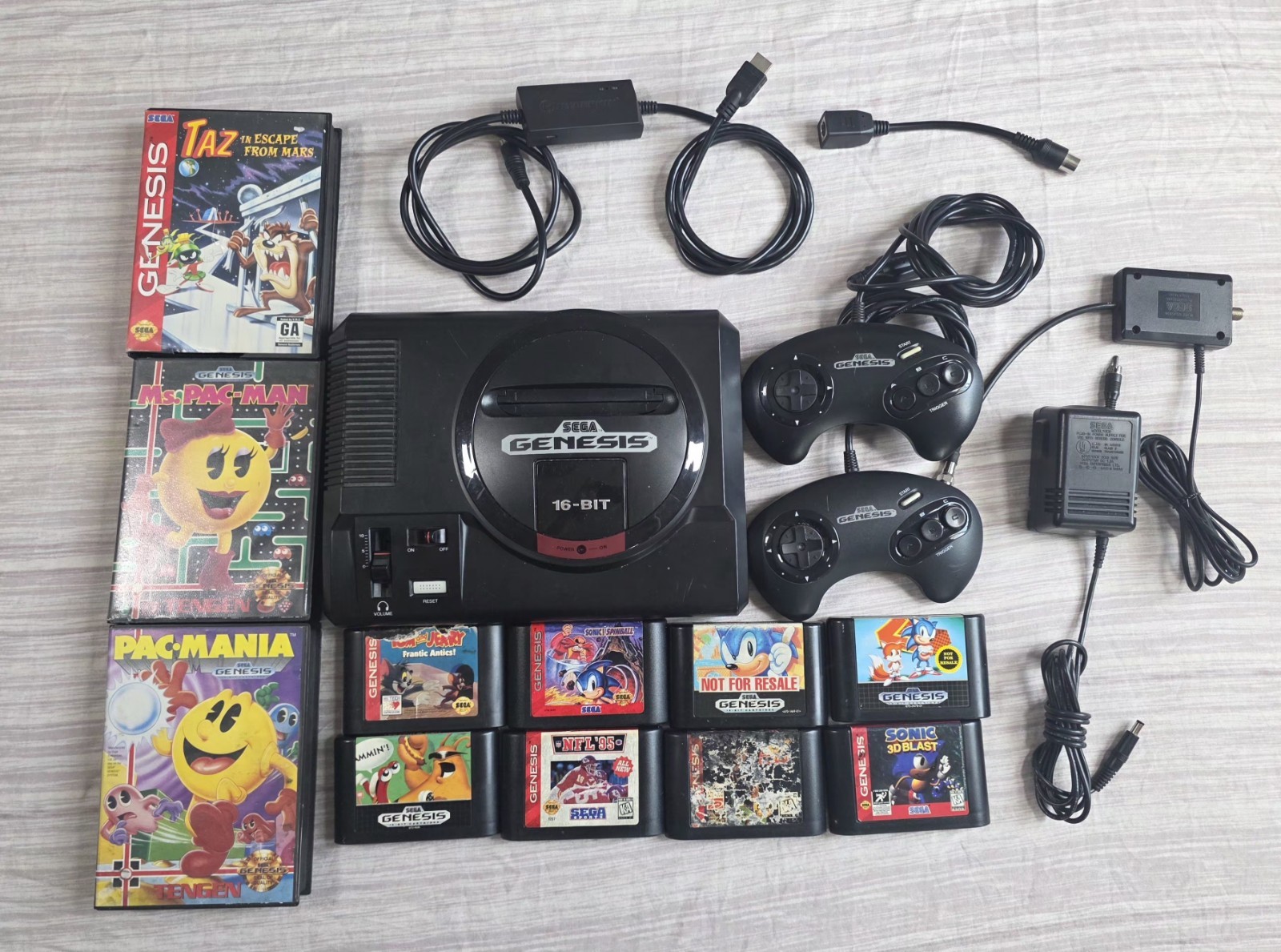 Sega Genesis 16-Bit Console Bundle – 2 Controllers, Games, Cables – Parts/Repair