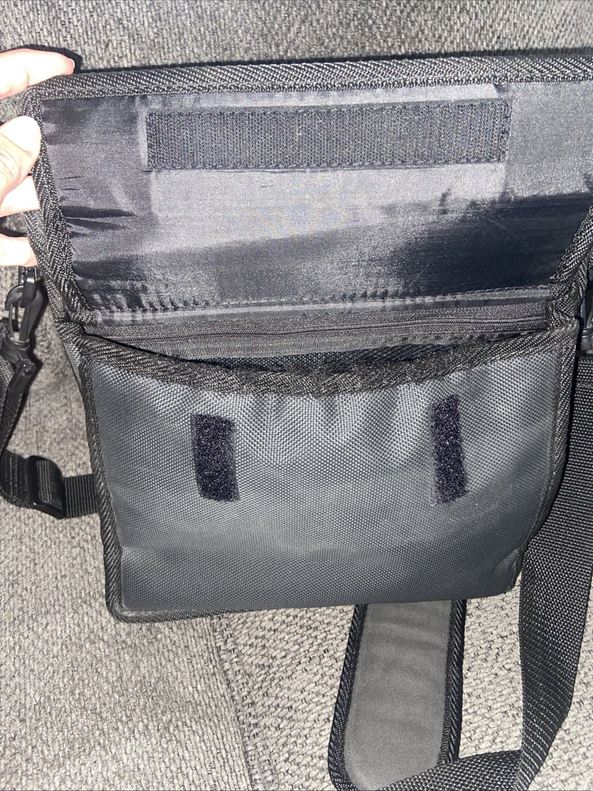 Nintendo 64 Black Nylon Padded Carrying Case with Partitions for Console & Games