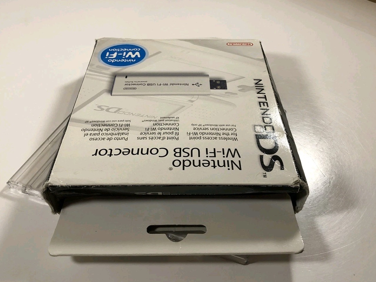 Nintendo Wi-Fi USB CD and Box ONLY! NO Connector/Dongle or Adapter Please READ!