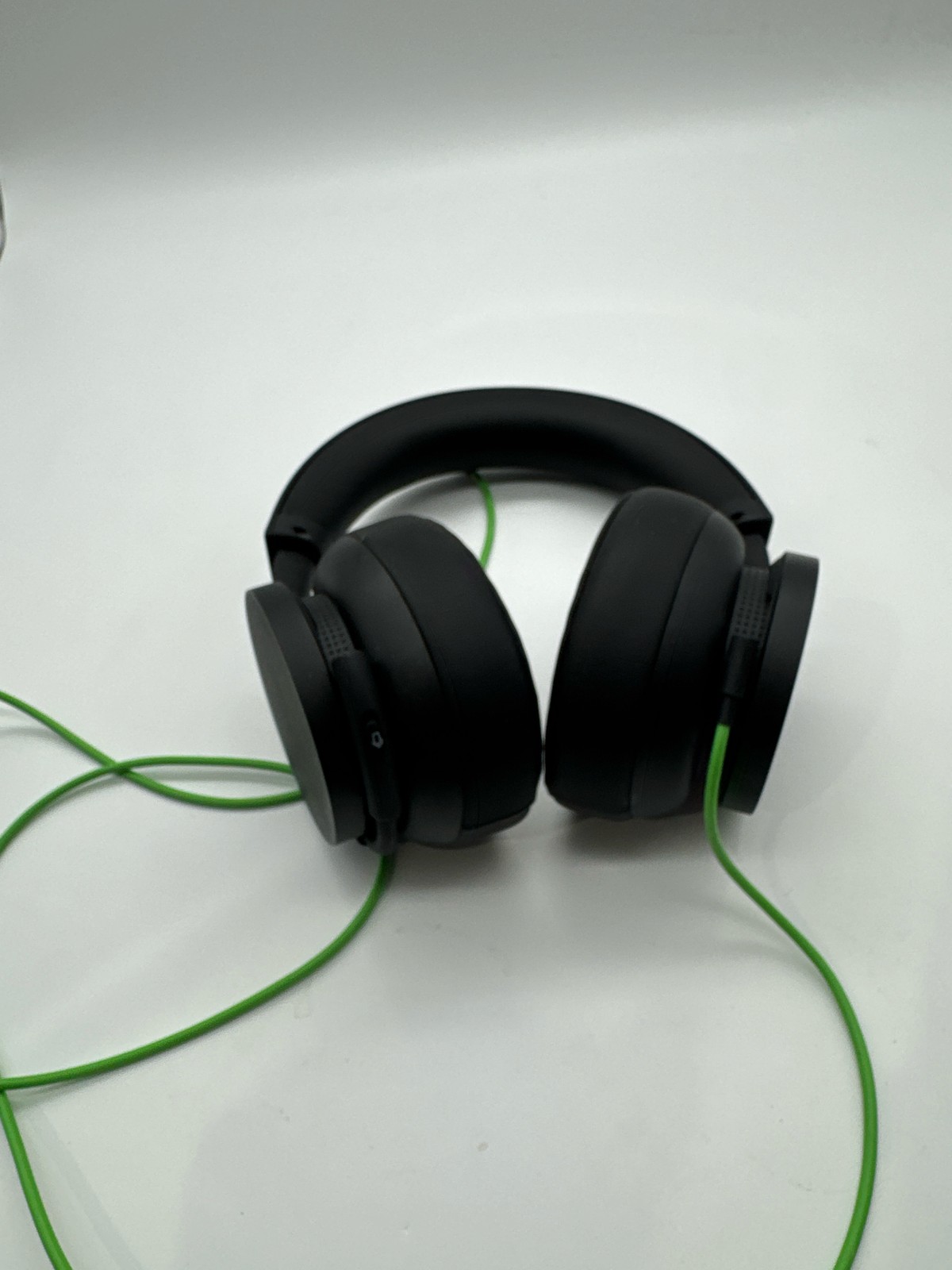 (BROKEN) Xbox Stereo Gaming Headset Wired Mic Series X|S Windows PC Black (3)