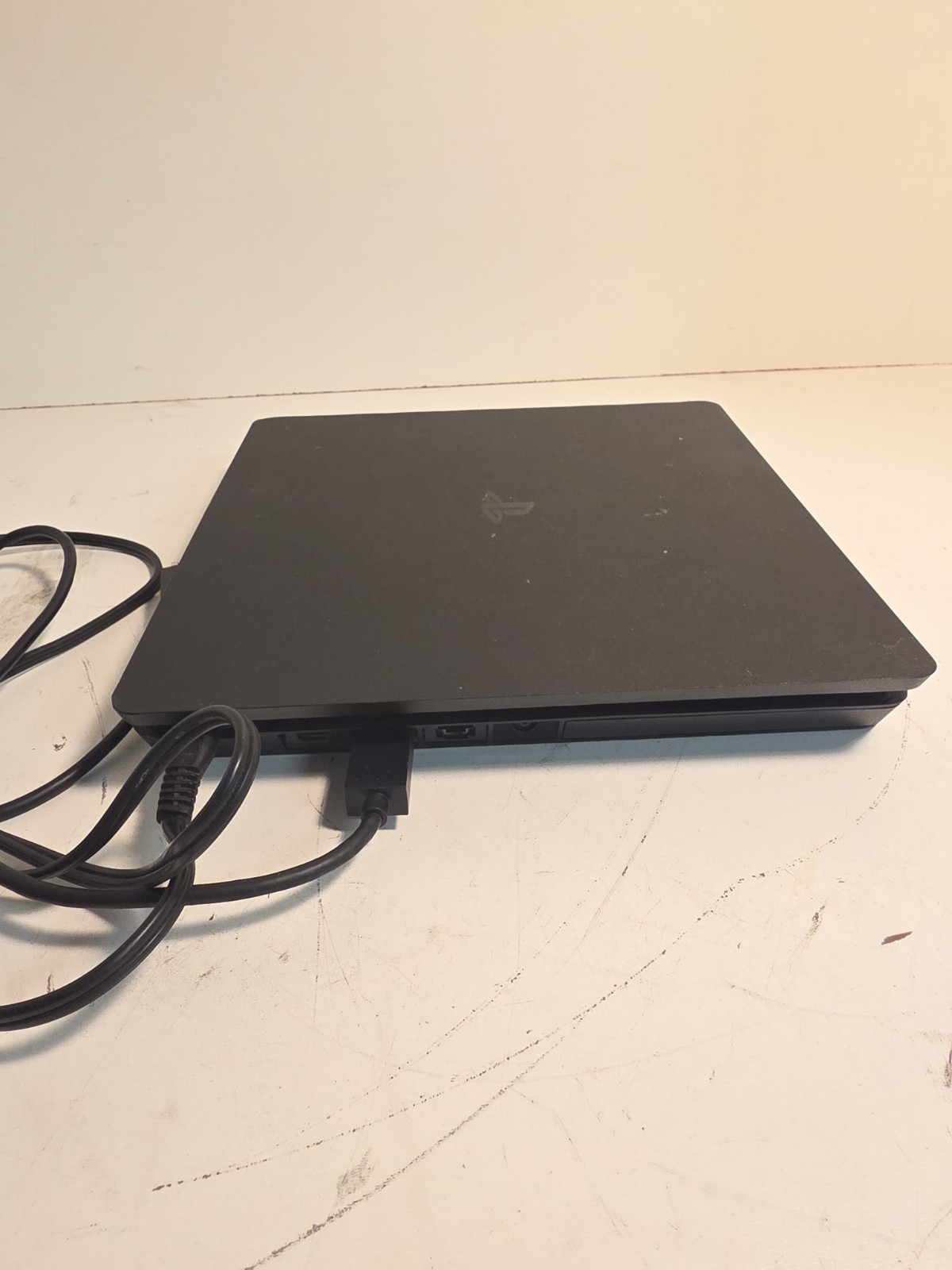 Sony PlayStation 4 PS4 Slim Console CUH-2215B 1TB + Controller & Cables – Works