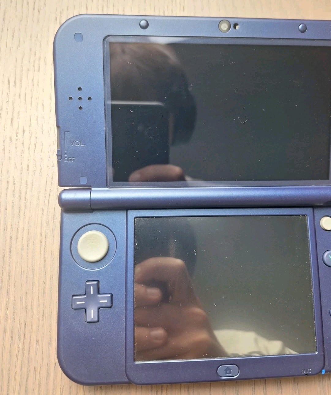 New Nintendo 3DS XL Metallic Blue Charger + 32GB SD Card | Region Free