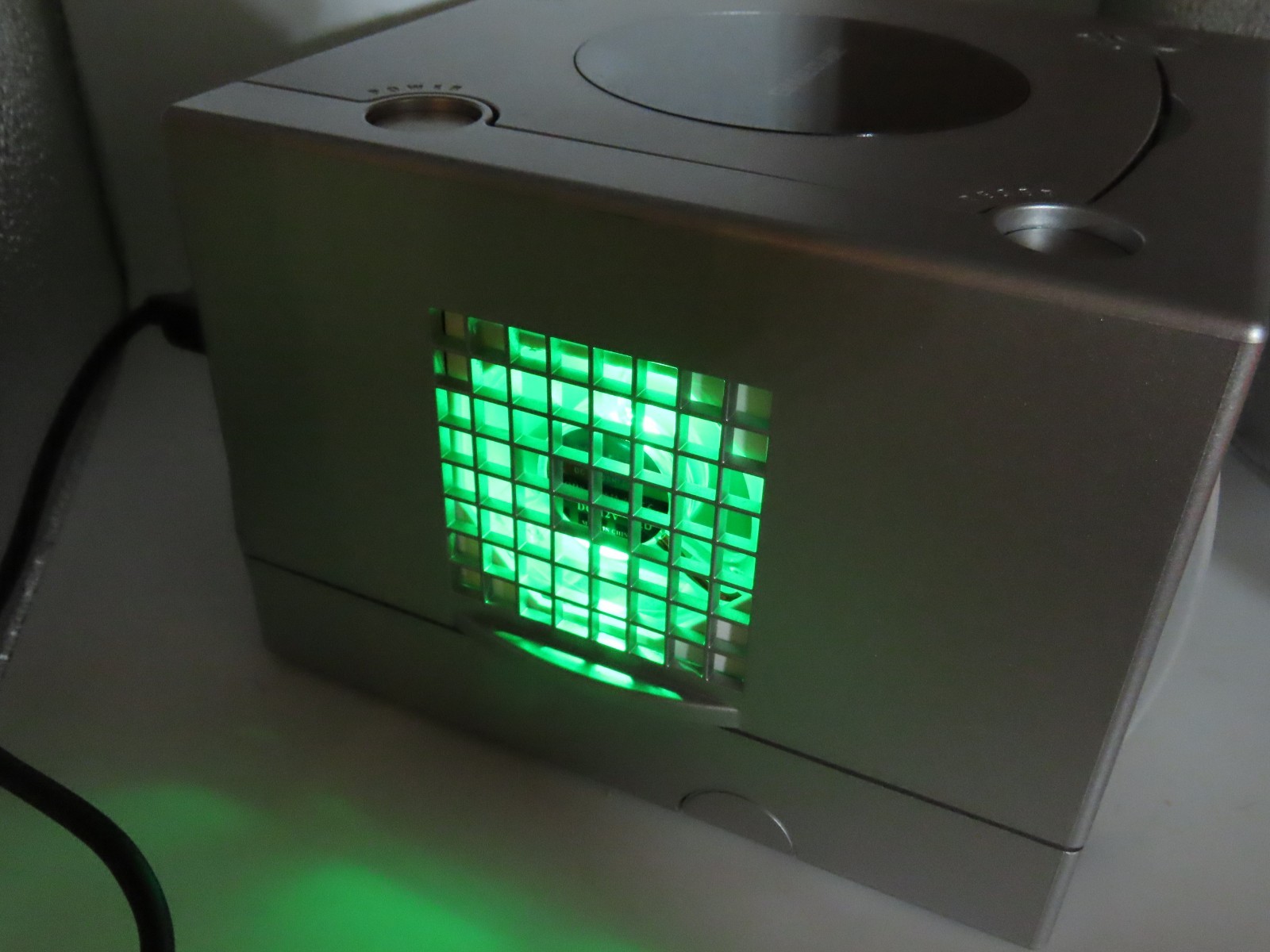 Nintendo GameCube LED COLOR CHANGING Lights Fan Assembly LED Mod OEM FAN PLUGS