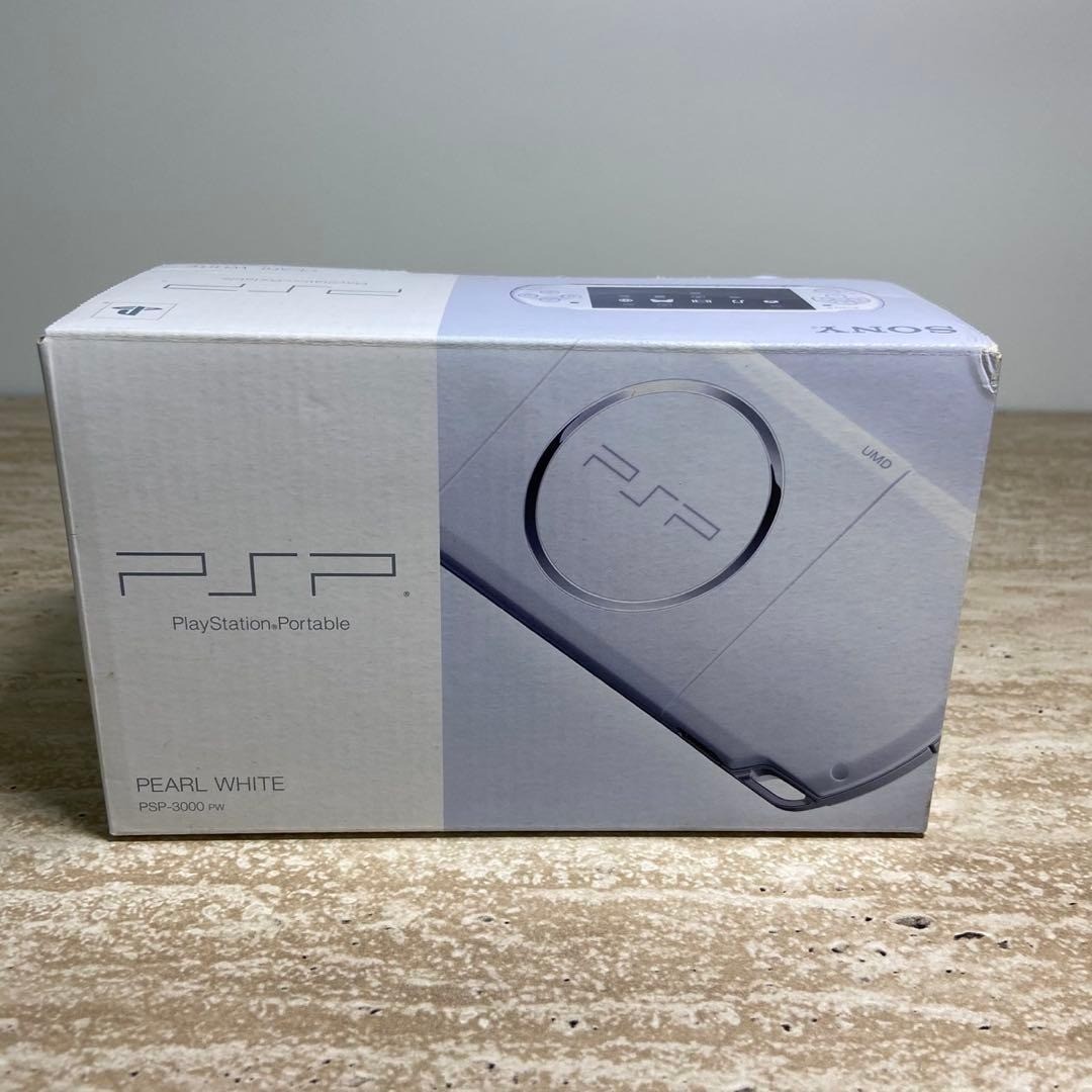 Sony PSP 3000 Pearl White Complete in Box Excellent Condition 7088