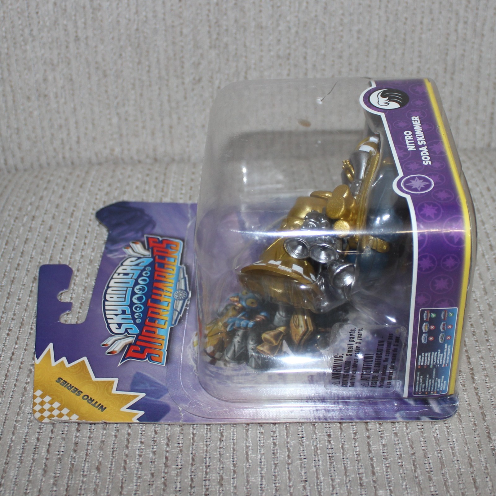 Skylanders Superchargers Nitro Soda Skimmer 2015 Magic Vehicle w/ Sticker Sheet