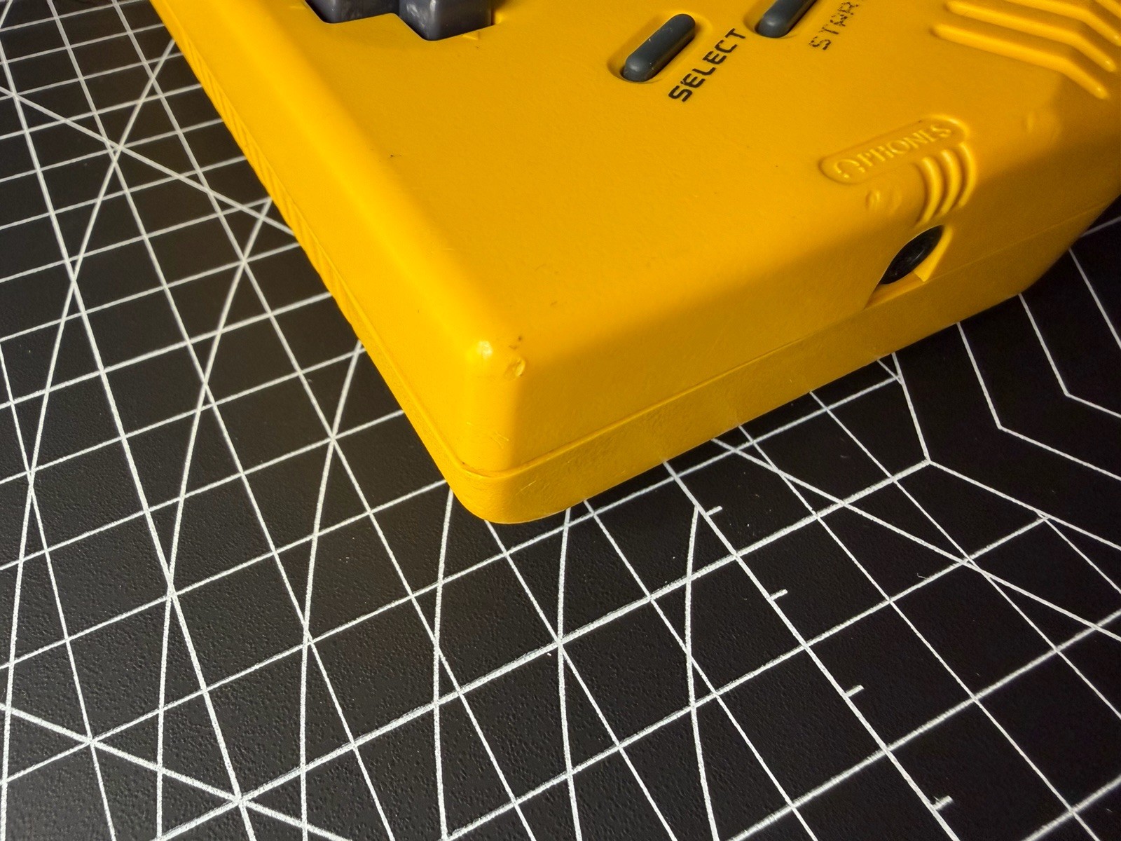 Extremely Rare Yellow Nintendo Game Boy DMG MANI Limited – 100% Authentic