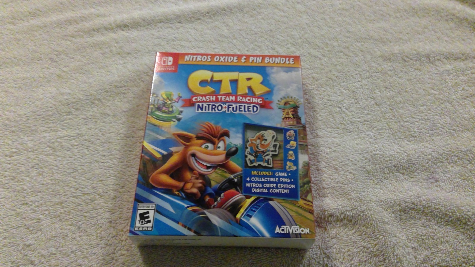 Crash Team Racing: Nitro Fueled (Nintendo Switch) Nitros Oxide & Pin Bundle NEW