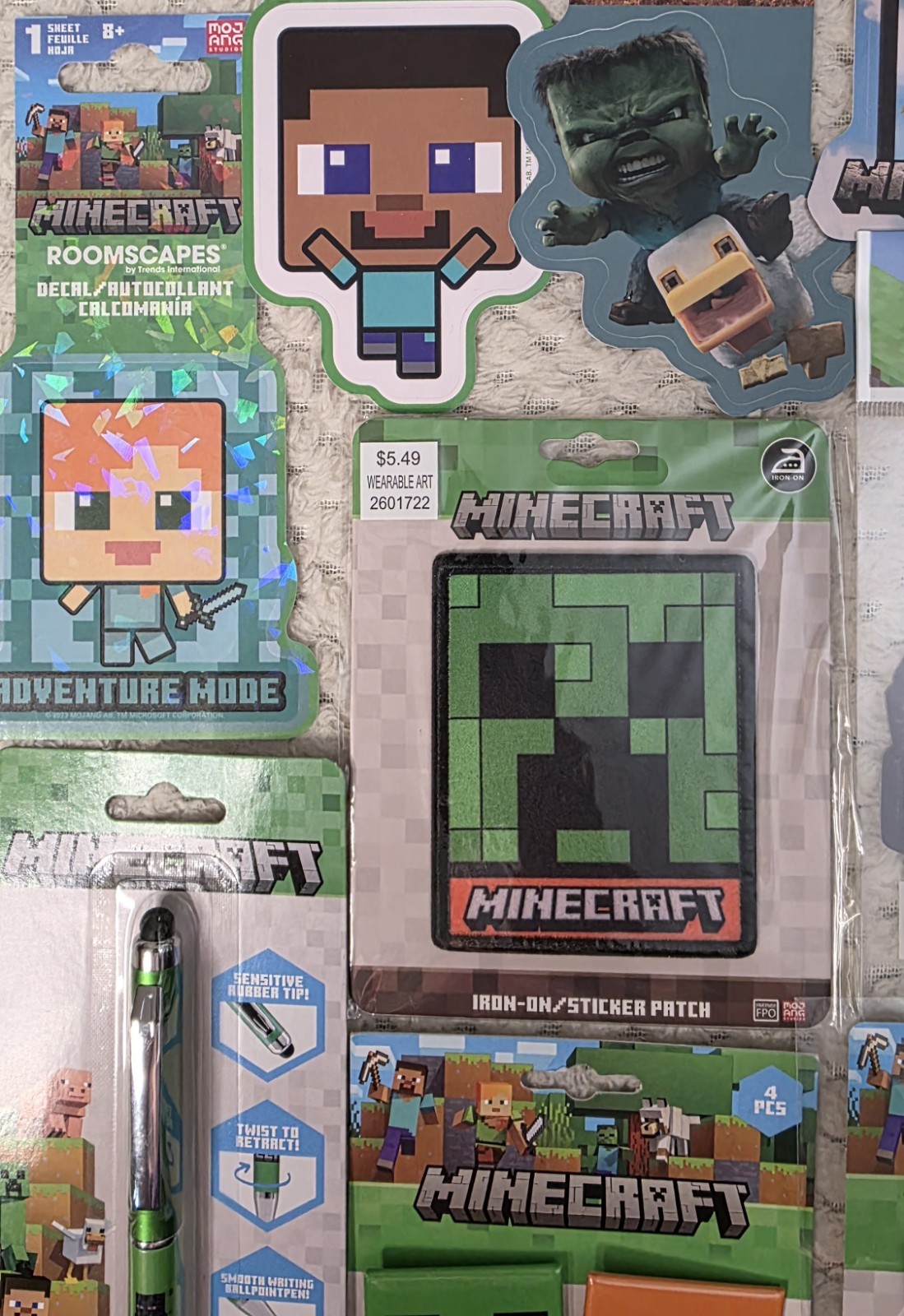 Minecraft HUGE NEW LOT 10pc Pins Stylus Pen Creeper Pen Stickers Iron-On Patch