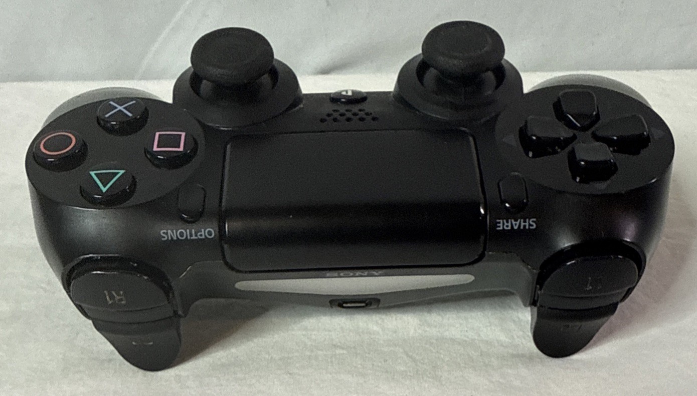 Sony PlayStation 4 Slim CUH-1215A 500GB Console With Controller & Cables