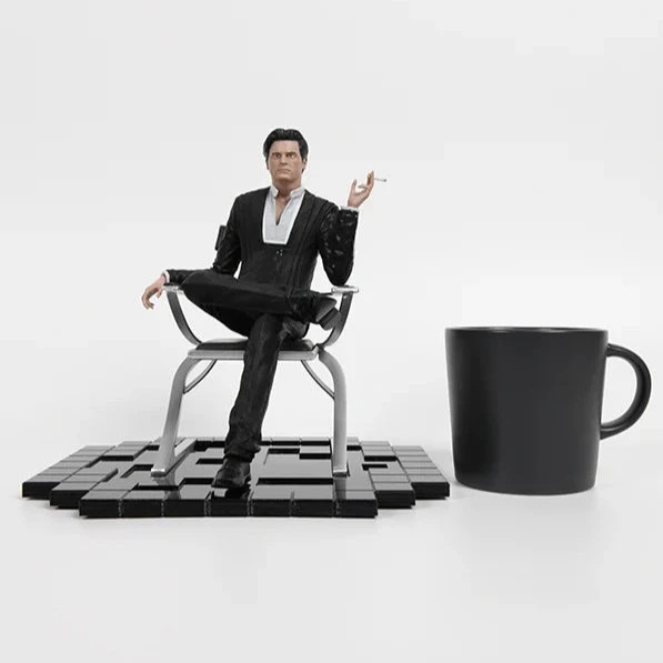 Mass Effect – Illusive Man 8.6″ Resin Statue – Limited Edition – COA, NUMBERED