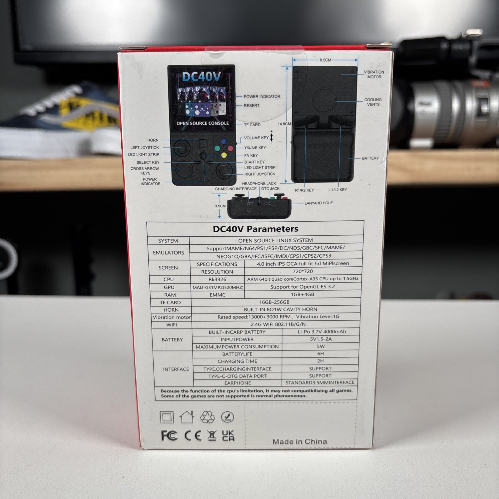 DC40V Handheld Game Console 4″ IPS Open Source Retro Emulator 4000mAh New