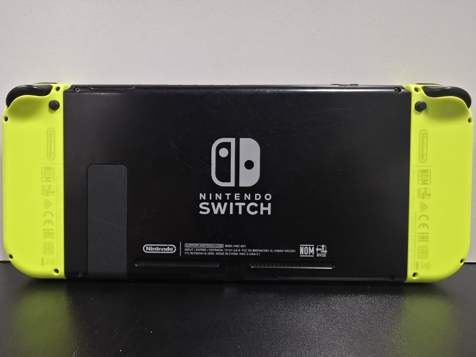 Nintendo Switch Console Tablet & Joycons Only Model: XAW USED/UNTESTED