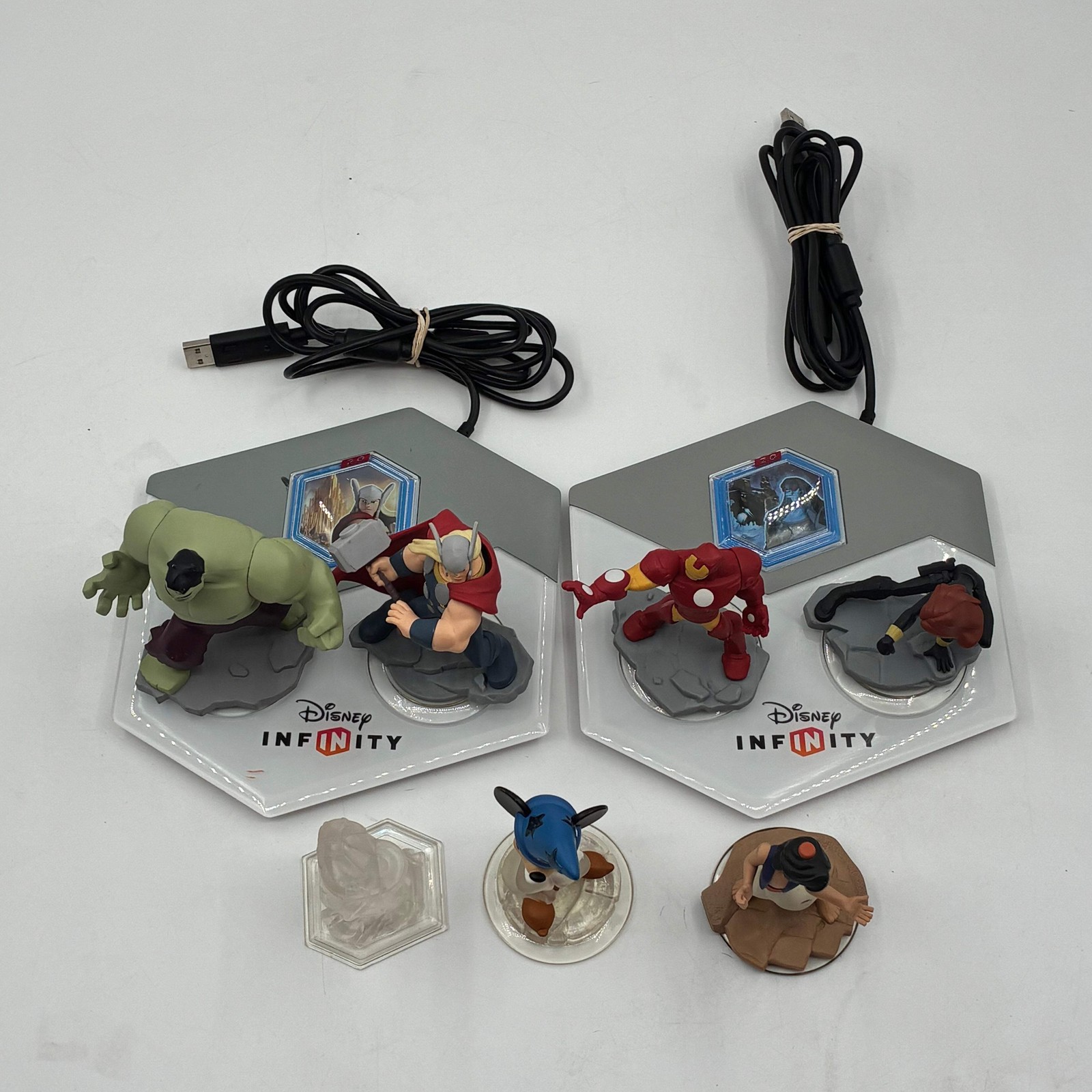 Disney Infinity INF-8032385 Xbox 360 Wired NFC Reader Portal W/ Characters – Use
