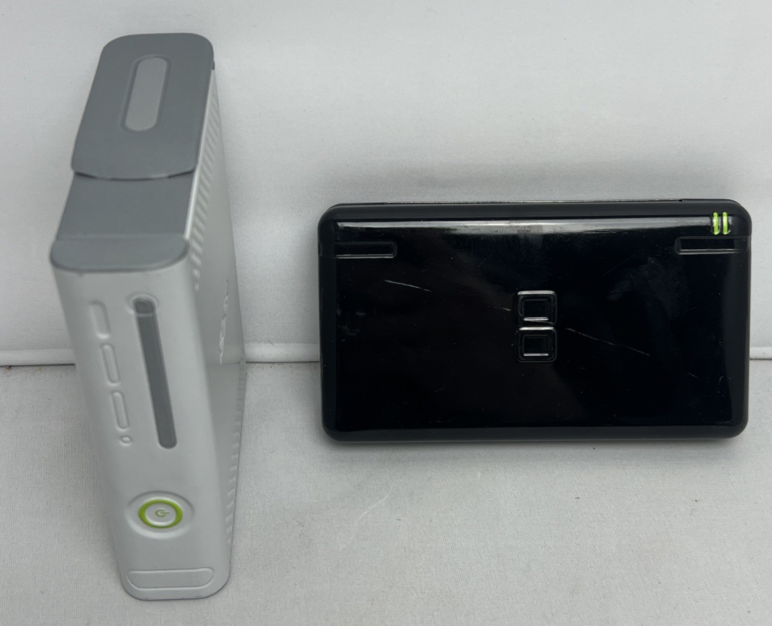 2007 Gamestop Microsoft Xbox 360 Nintendo DS Gift Card Tin Holder Display Rare