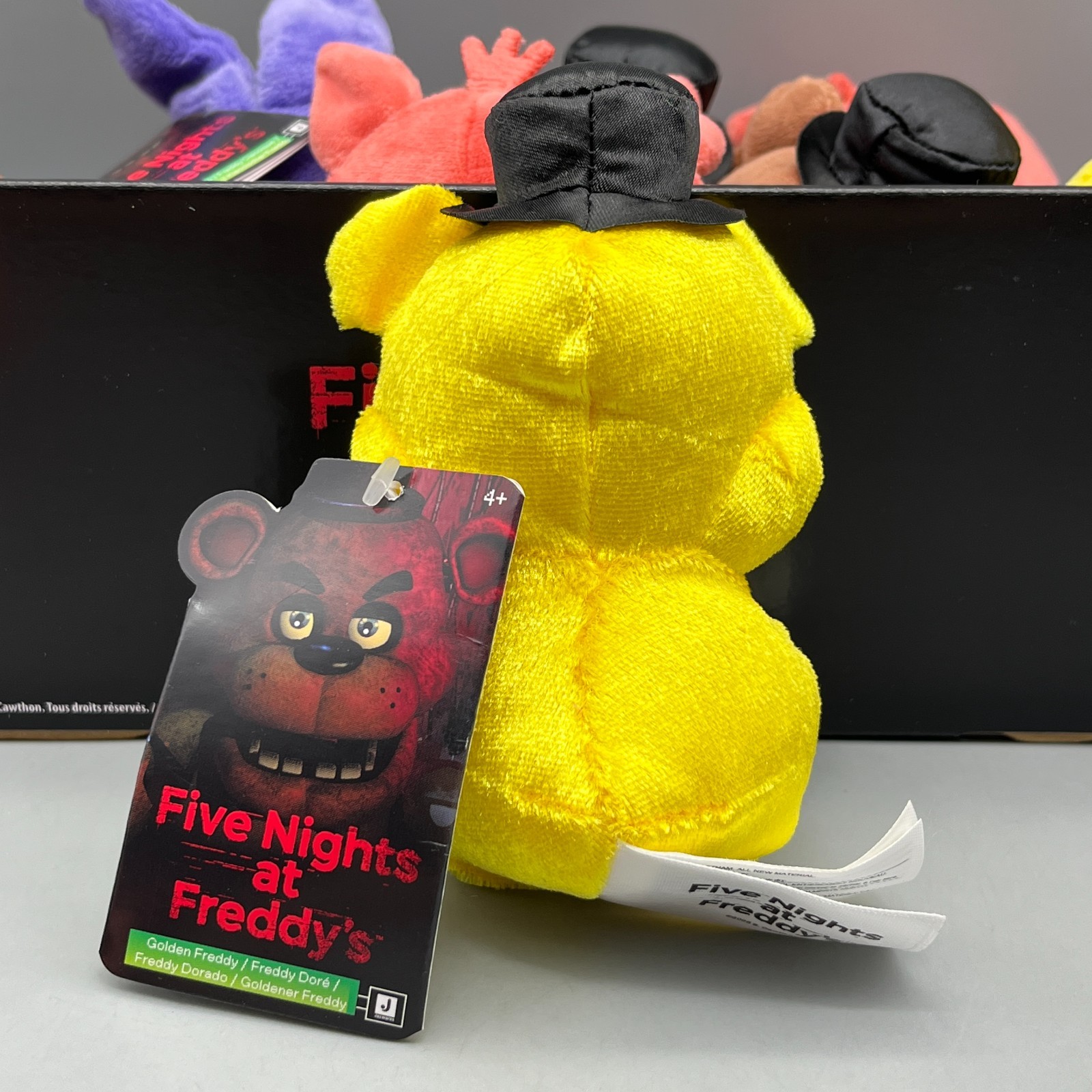Jazwares FNAF 2025 4″ Mini Plush Set 5 GLOW EYES Freddy Bonnie Chica Foxy Golden