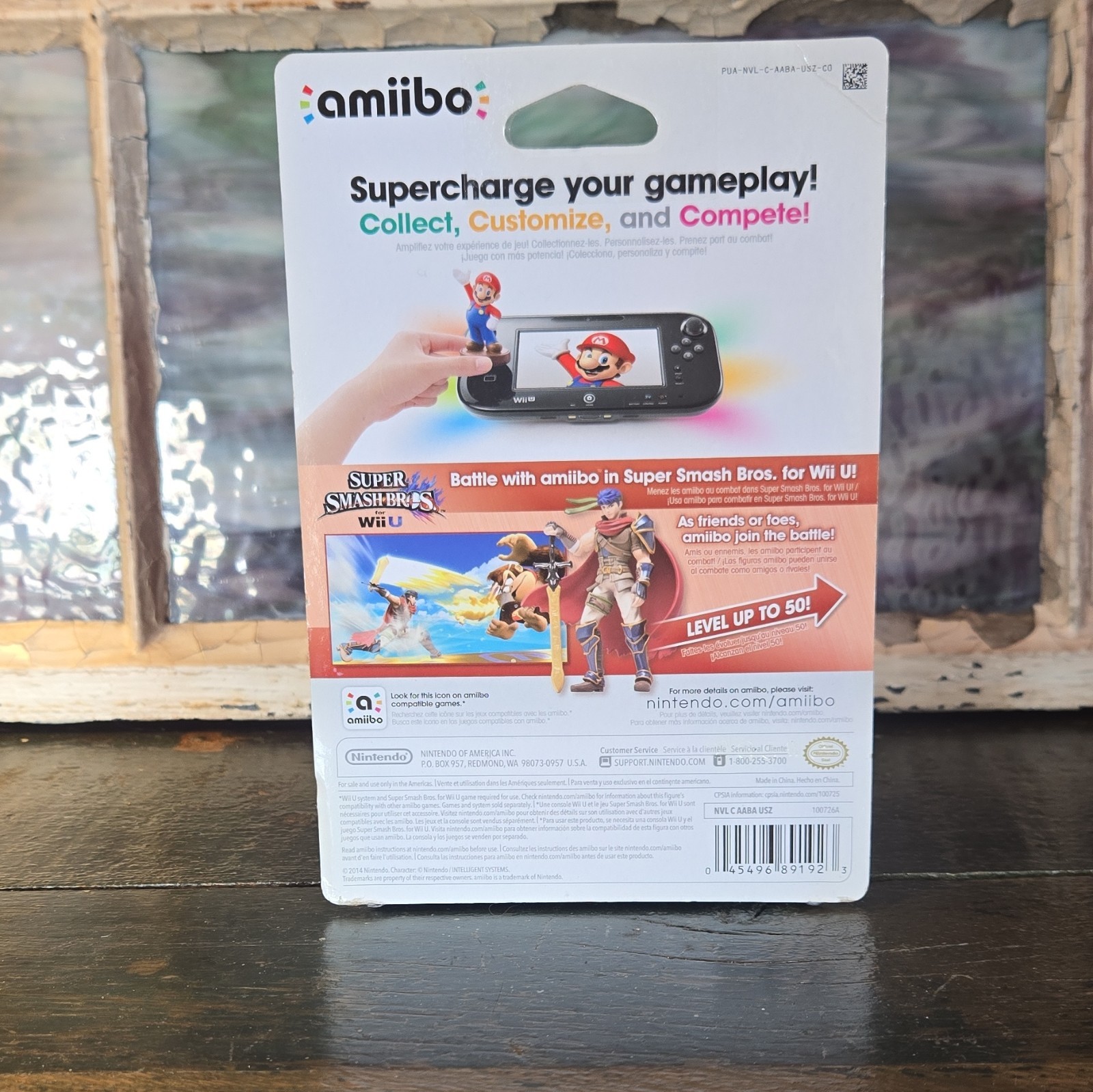 Nintendo amiibo Ike Collectible Figure for Super Smash Bros. for Wii U