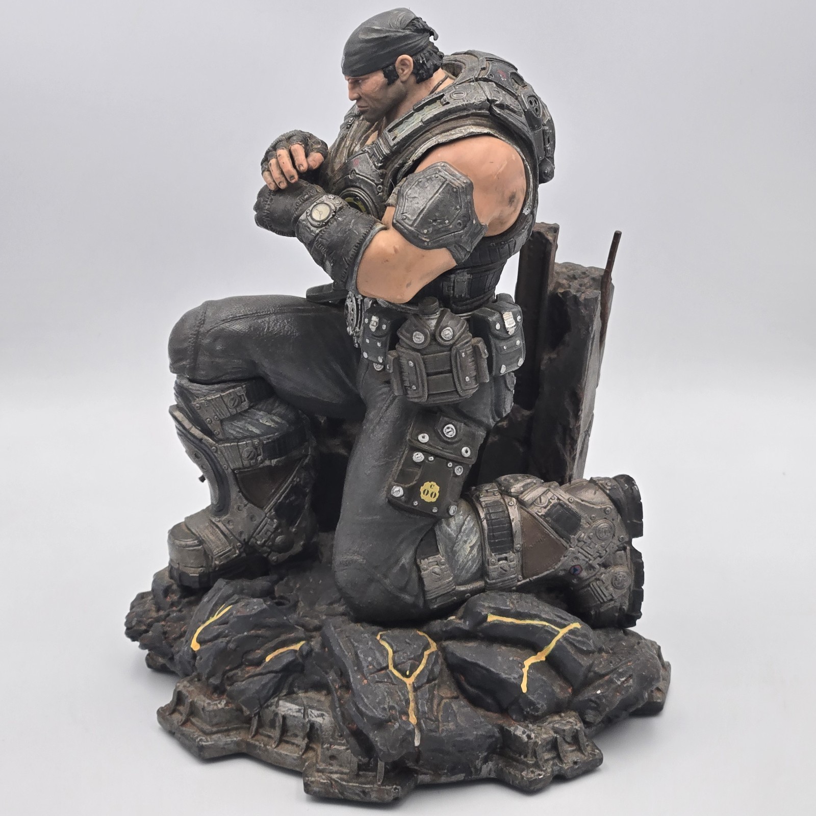 Epic Game Gears of War 3 Marcus Fenix Figure Limited Edition Statue NO GUN