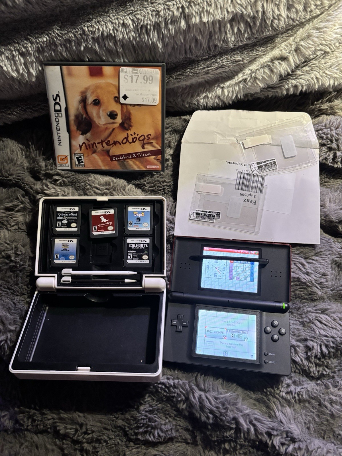 Nintendo DS Lite Bundle – With Games & Screen Protector Accessory