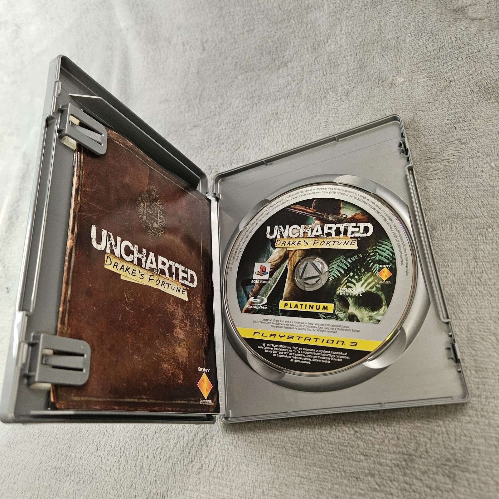 Uncharted – Drake’s Fortune Platinum PlayStation 3 – CIB – 2007