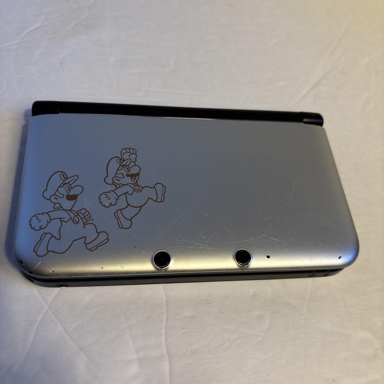 Nintendo 3DS XL Mario & Luigi Dream Team 4GB Handheld System Bundle W/ Charger