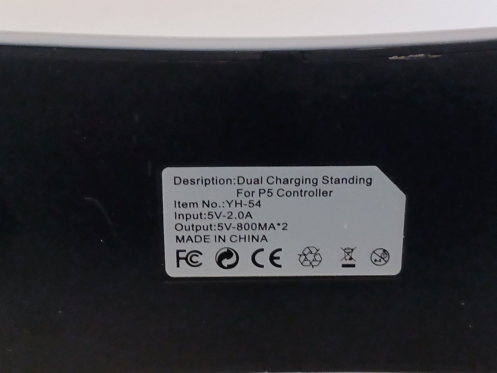 Dual Charging Standing For P5 Controller YH-54 Out 5V 2.A In 5V-800mA