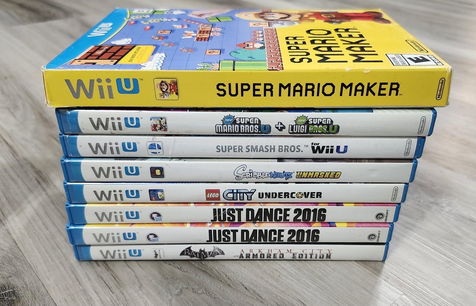 Nintendo Wii U in BOX w 8 GAMES, PWR BRK & CHARGER FAST SHIPPING📦🎮🔥