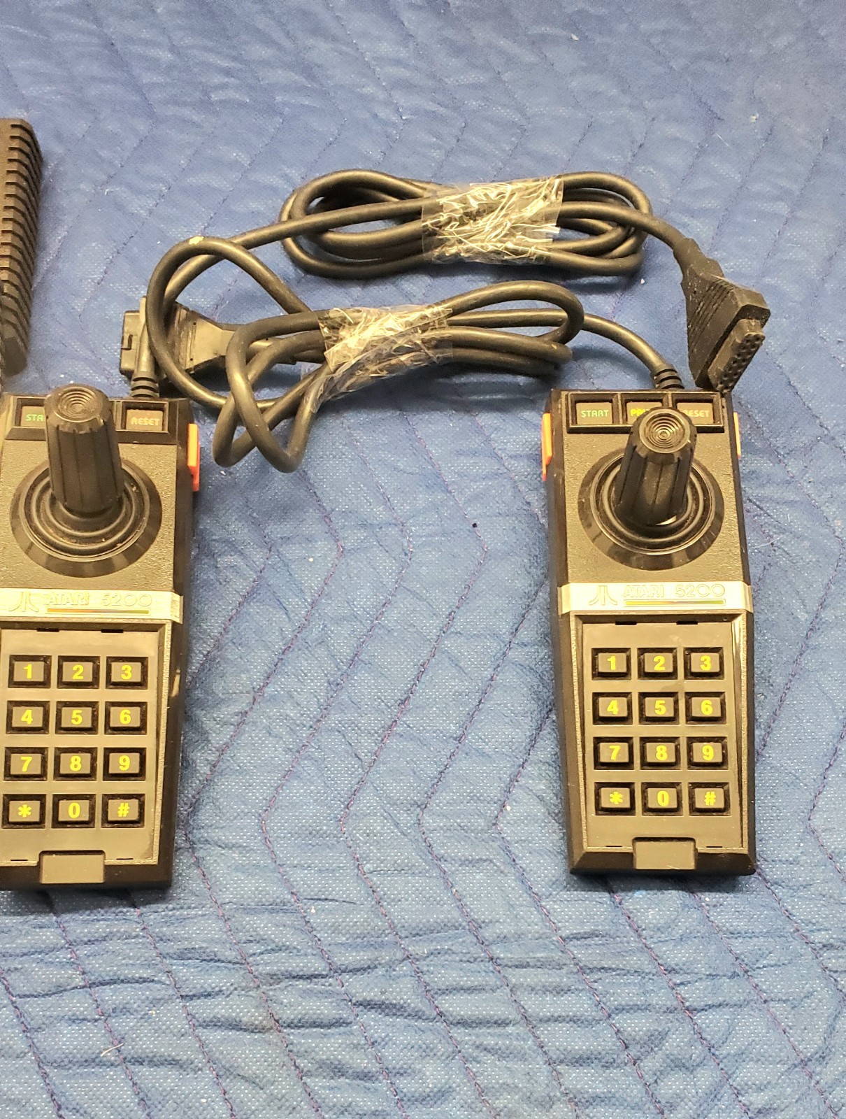 Atari 5200 Game Lot w/ 2 Controllers, 6 Games & Parker Brothers Cartridge Holder