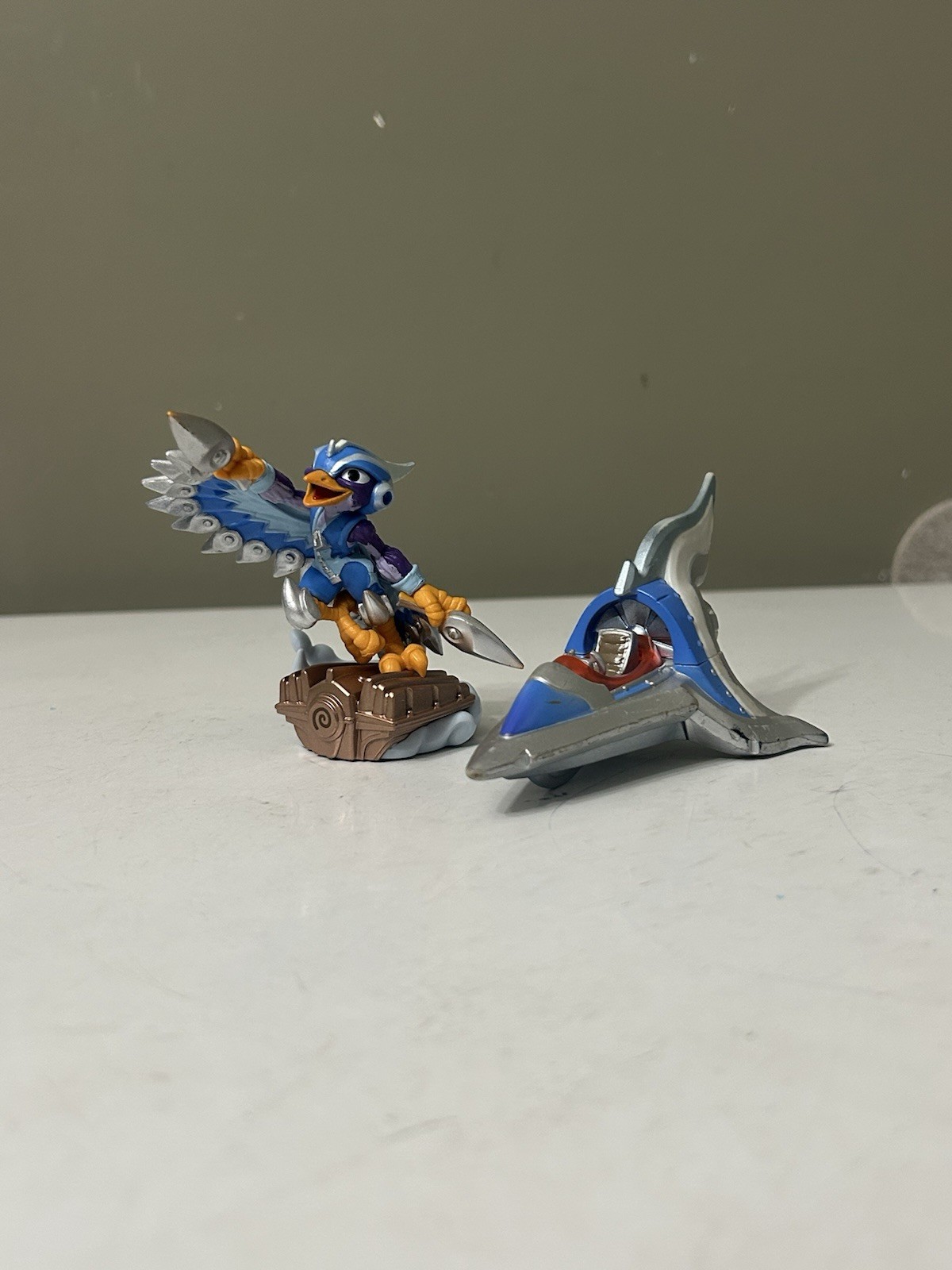 Skylanders Superchargers: Stormblade & Sky Slicer Two Figure Set – Activision