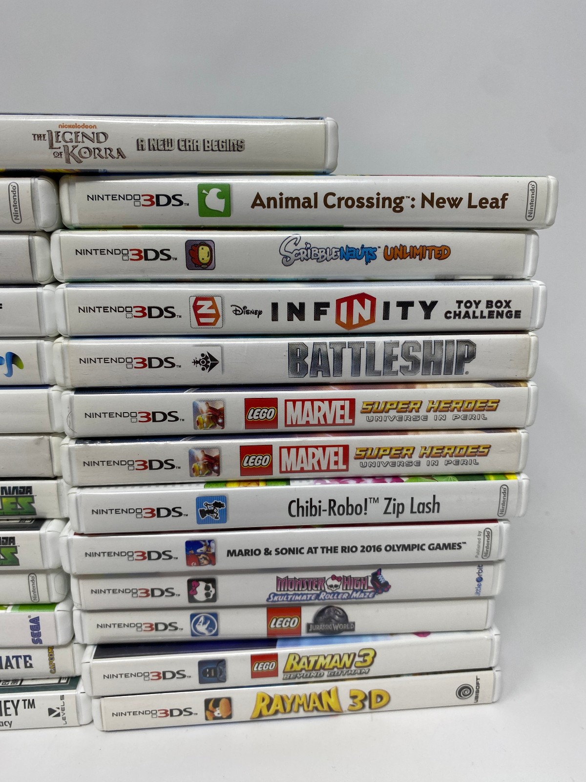 Lot of 25 Nintendo 3DS Cases Only Hyrule Kingdom Hearts Laytons Turtles Mama