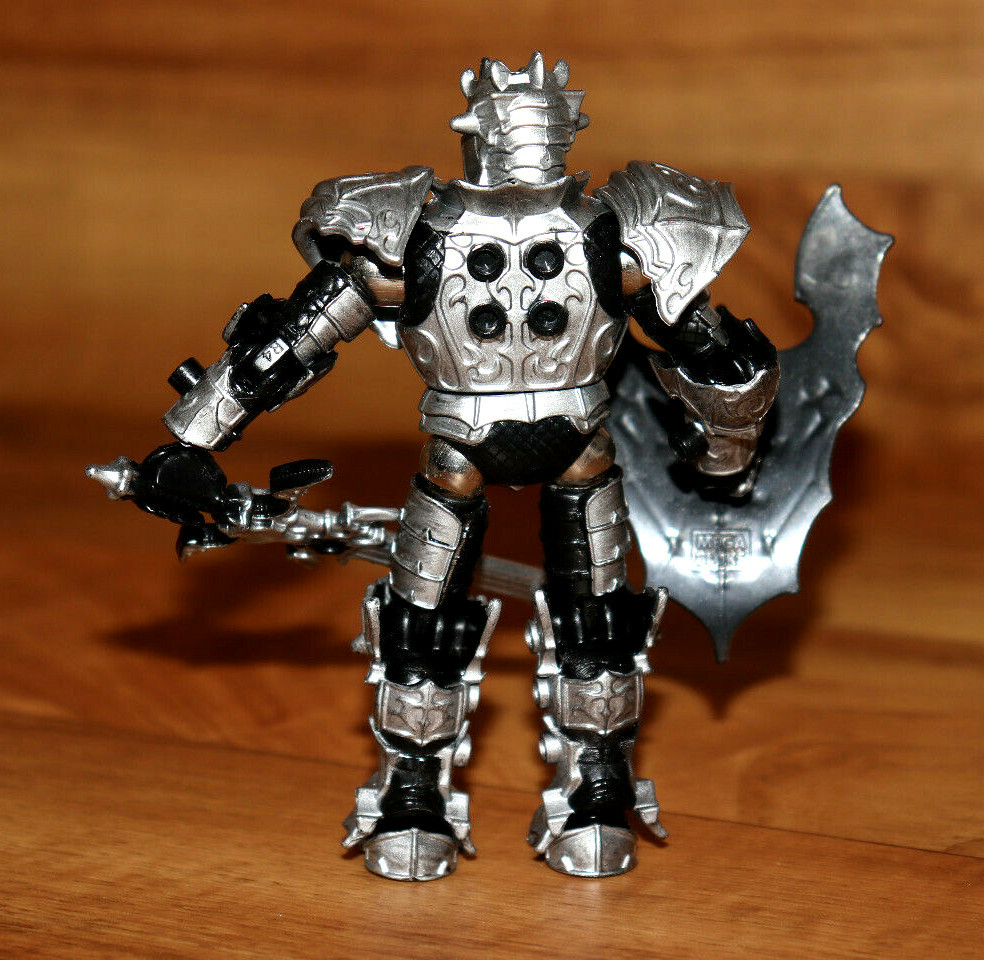 2005 Mega Bloks Mag Warriors Hawkblade Action Figure 9013 Mag-Lock