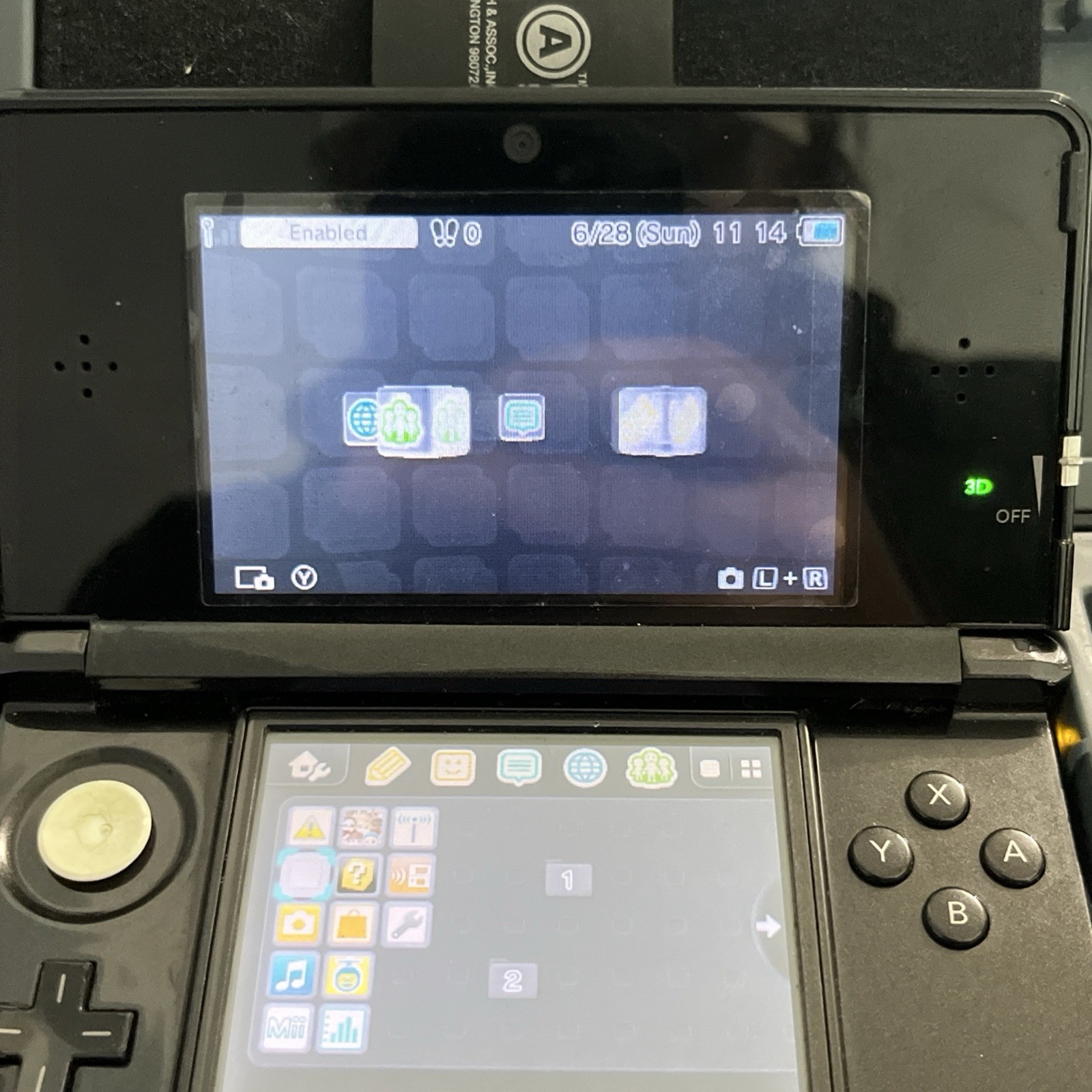 3DS Original US Console Black – Tested Working W/charger CTR 001 3 Games/2 cases