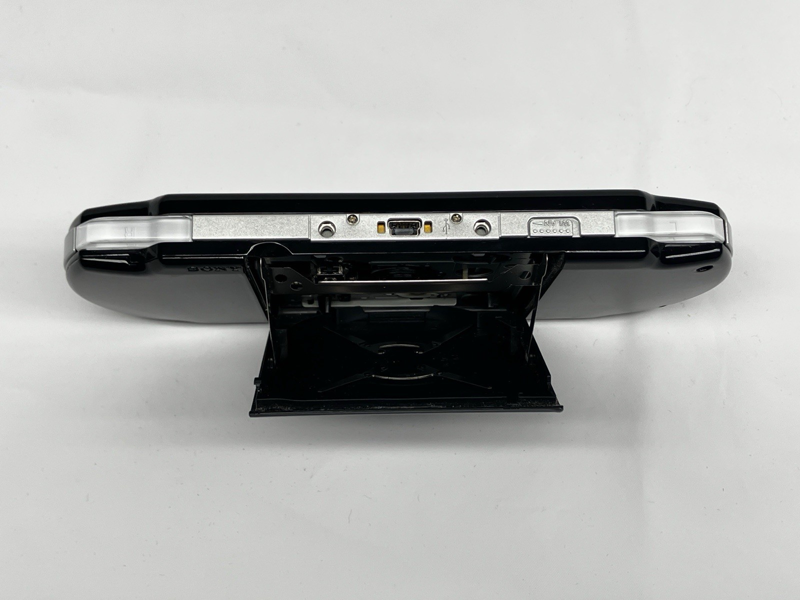 Sony PlayStation Portable PSP PSP-2001 Gaming System Black, Needs Battery.