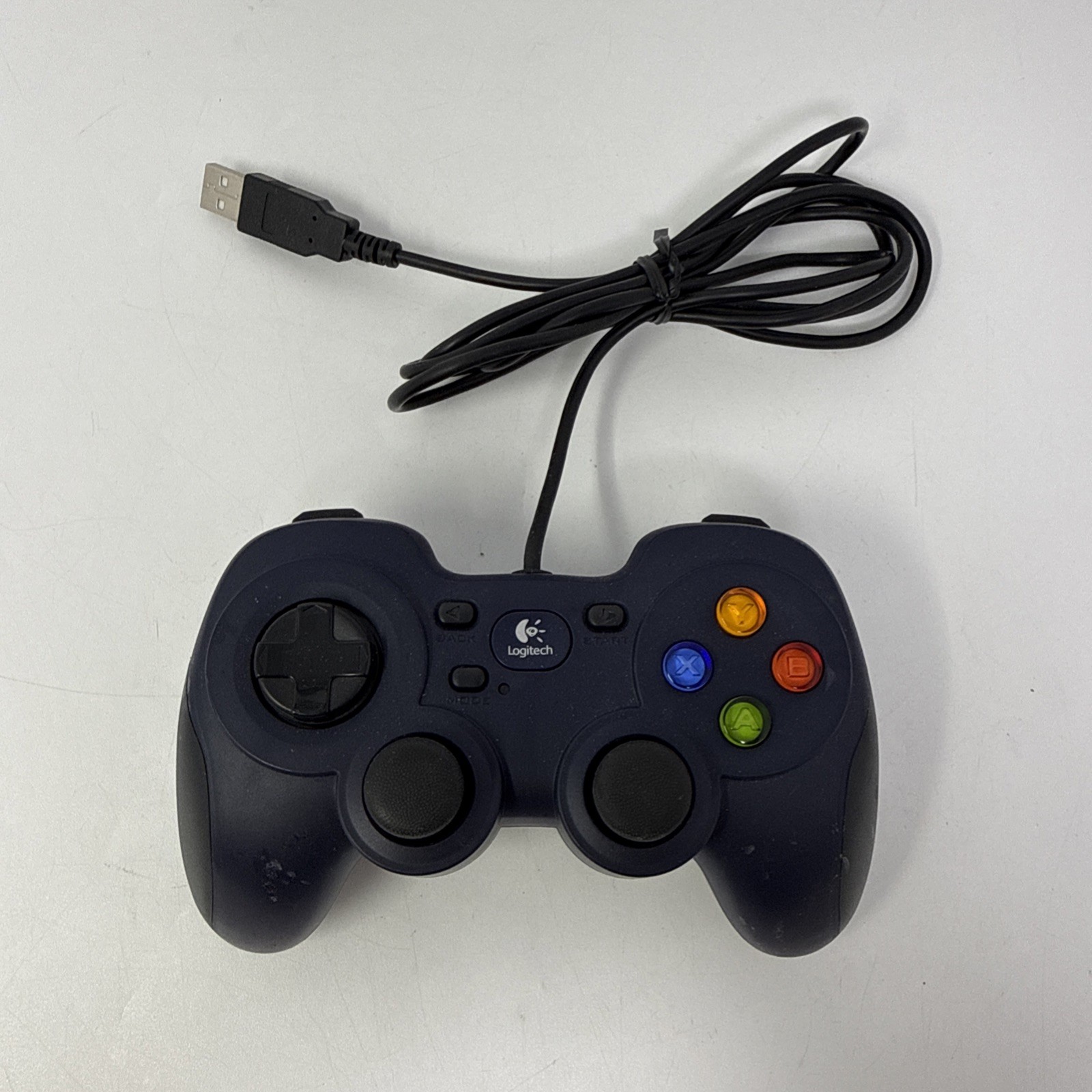 Logitech Gamepad F310 Wired USB Game Controller for PC/Mac G-U0001 840-000058