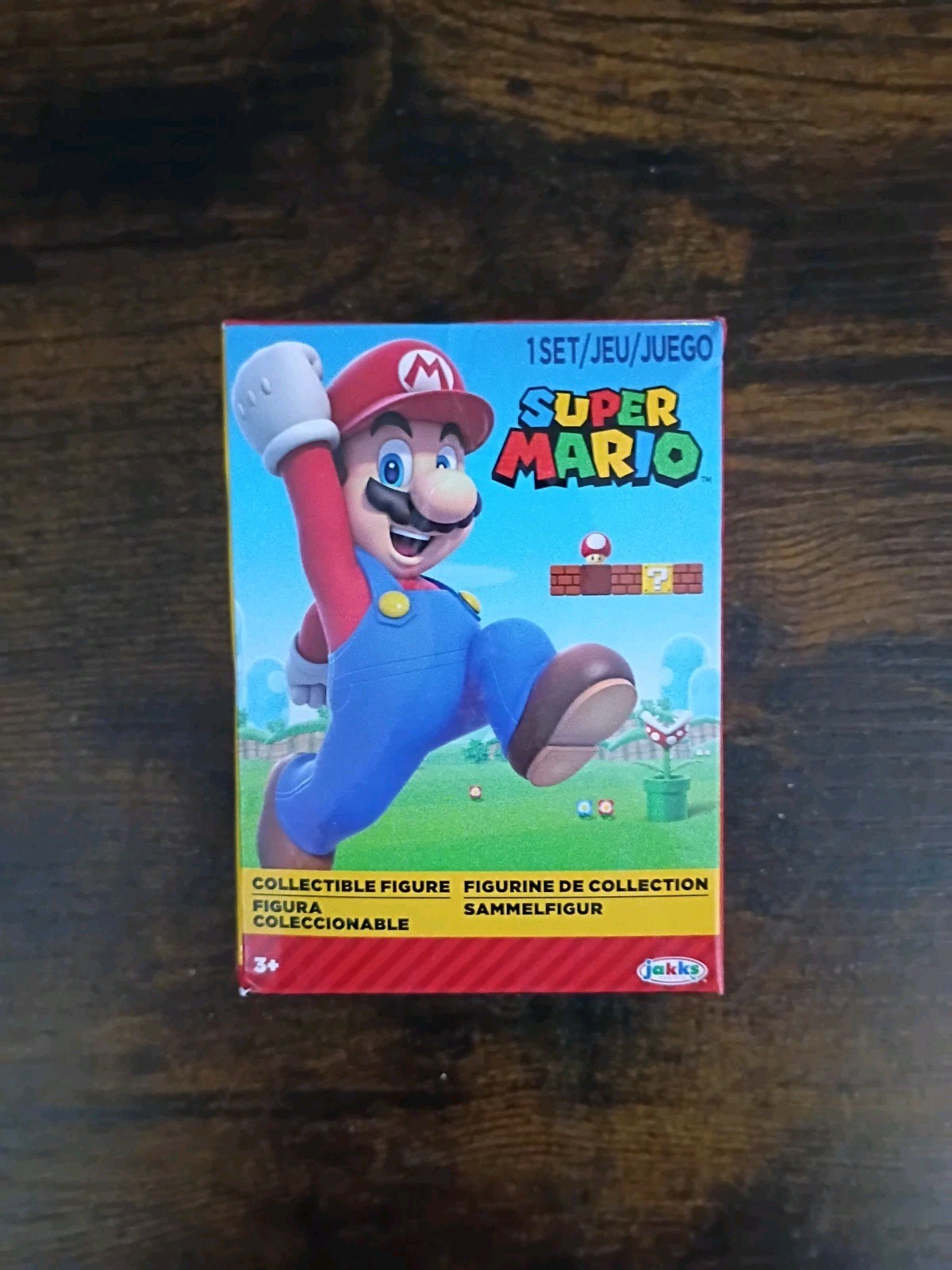 2.5″ SUPER MARIO 5-PK World of Nintendo Metal Dr Doctor Star Power Tanooki Stand